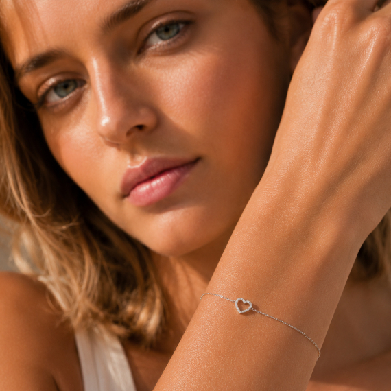 Bransoletka z zawieszką serce z białego złota z diamentami 0.07 ct - próba 585 Bransoletka z zawieszką serce z białego złota z diamentami 0.07 ct - próba 585