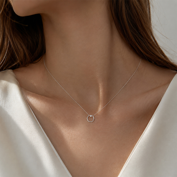 Naszyjnik z białego złota z diamentem 0.03 ct - próba 585 Naszyjnik z białego złota z diamentem 0.03 ct - próba 585