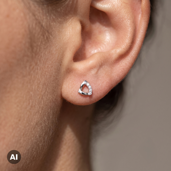 Kolczyki z białego złota z diamentami 0.05 ct - próba 585 Kolczyki z białego złota z diamentami 0.05 ct - próba 585