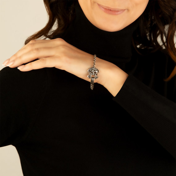 Srebrna bransoletka inspirowana maską wenecką Maschera - próba 925 Srebrna bransoletka inspirowana maską wenecką Maschera - próba 925