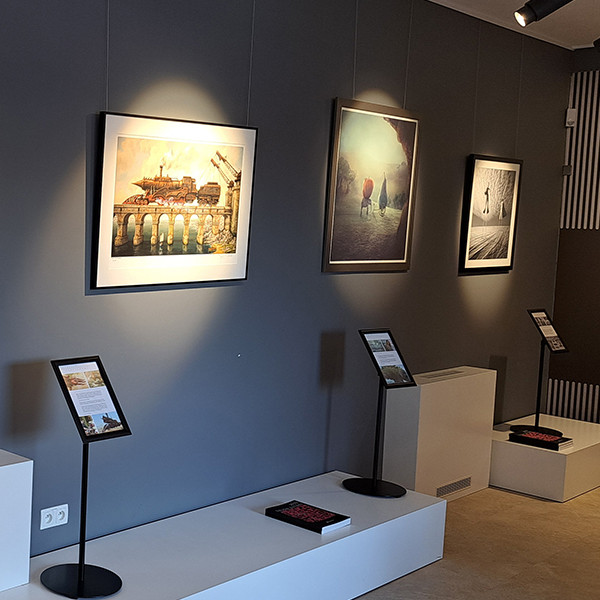 Salon Image